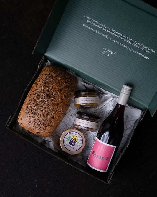 Arrival Hamper with Wine