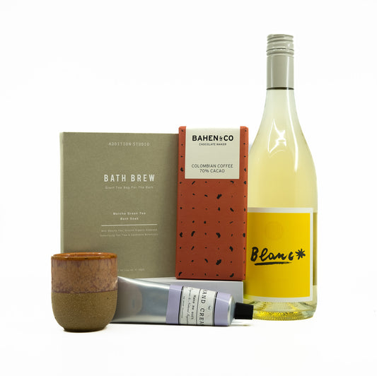 Pamper Hamper With Wine